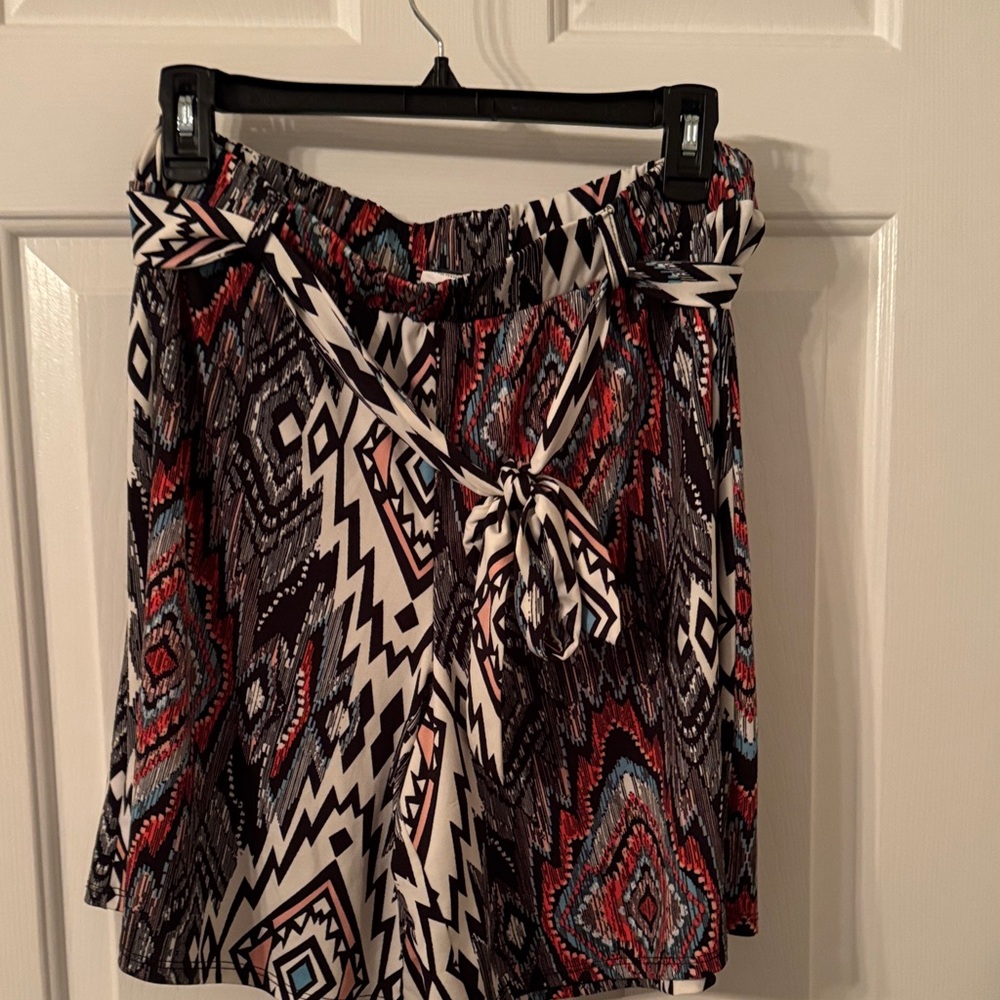 New Directions Multicolor Patterned Women's Shorts